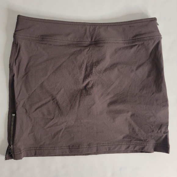 Athleta Sz 2 Jenner Skirt Skort  Pockets Side Zips Gray Purple 983363 - Picture 1 of 8